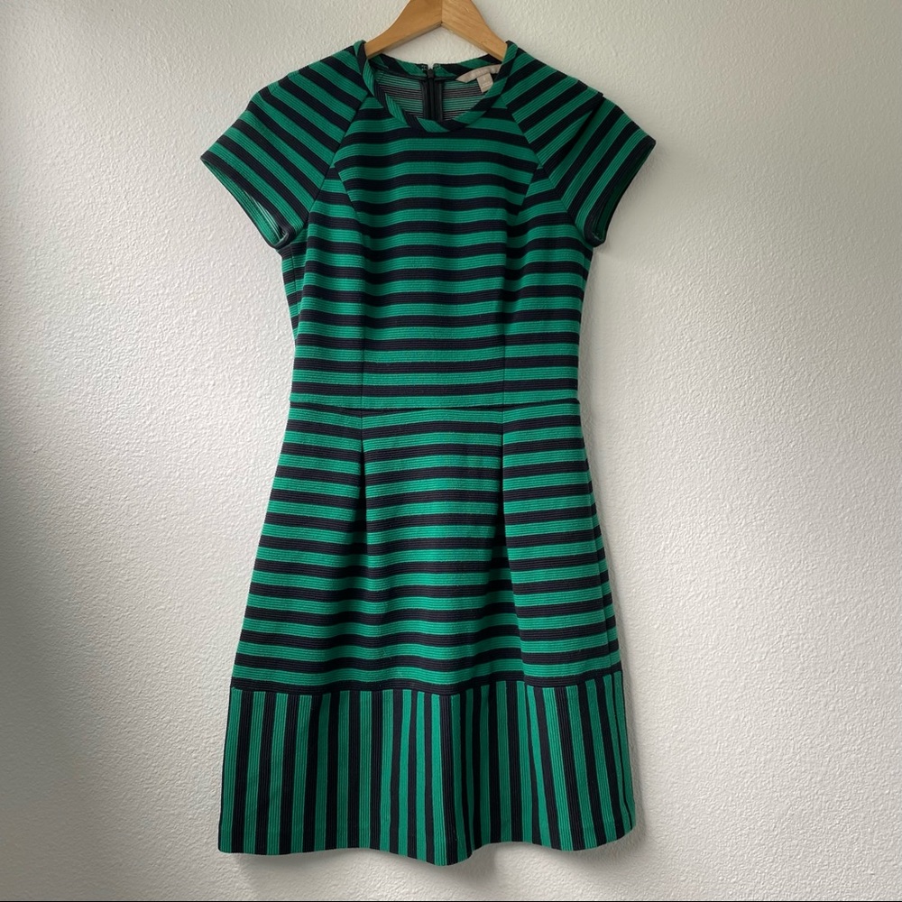 120. Banana Republic Stripe Short Sleeve Dress - Picture 2 of 12